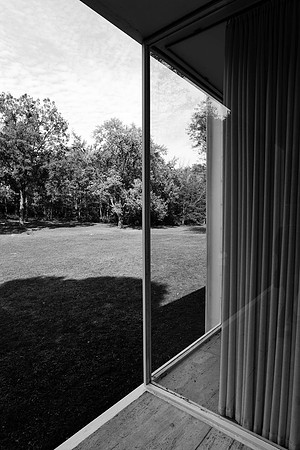 Farnsworth House