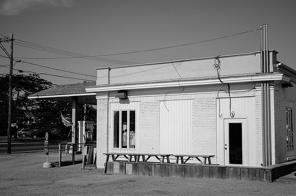 "Americana", Vineyard Haven