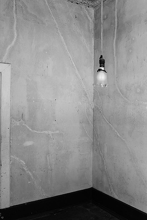 MH12. Light and Corner