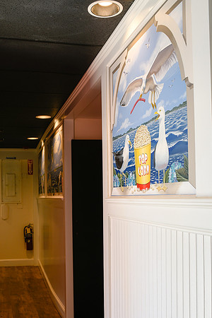 Renovated lobby with Margot Datz paintings (May 29, 2015)